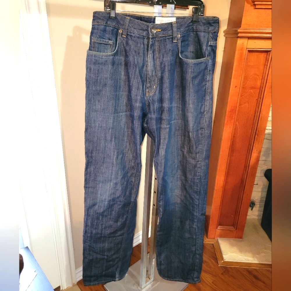 Willis & Walker relaxed straight jeans size 38X38